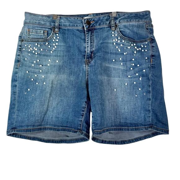 Lane Bryant Mid Rise Pearl & Rhinestone Girlfriend Denim Short 16 - Picture 1 of 12